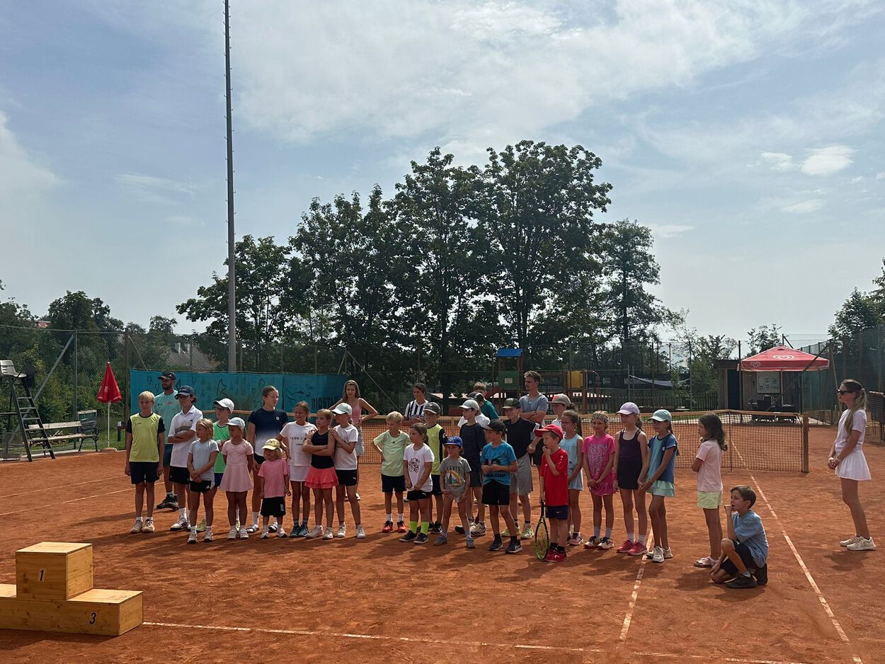 Tennis-Intensivtage begeisterten rund 40 Kinder